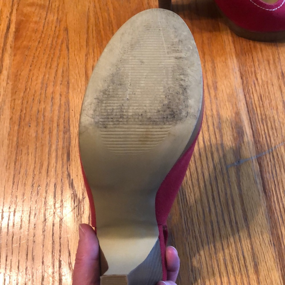 Red canvas heels - Picture 3 of 5